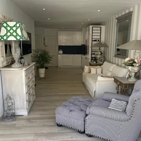 Jardines Del Mar Апартаменты Марбелья